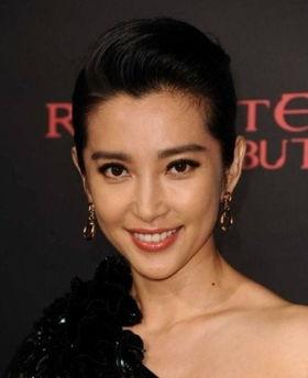 明星网红洗脸照片女的,明星级护肤秘诀大公开