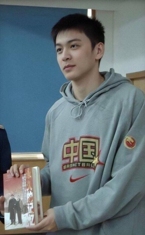 明星网红现场二哥,明星网红的现场魅力大揭秘